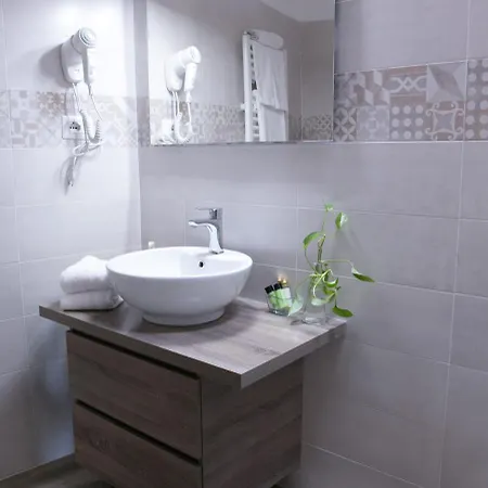 Giuliani Guest house