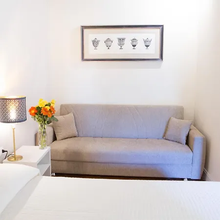 Giuliani Guest house 3*